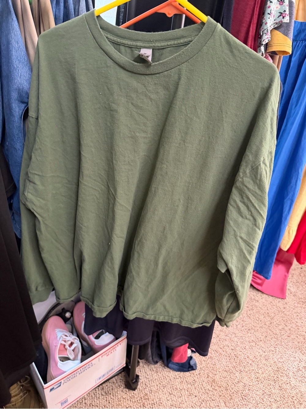 Gildan Olive Green Crewneck Sweatshirt